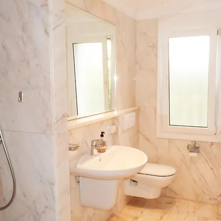 Anacasa Nova Met Ch1100 Chalet Oliva